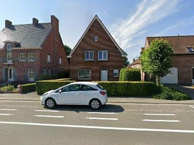 167 m2 apartment for rent in Ieper