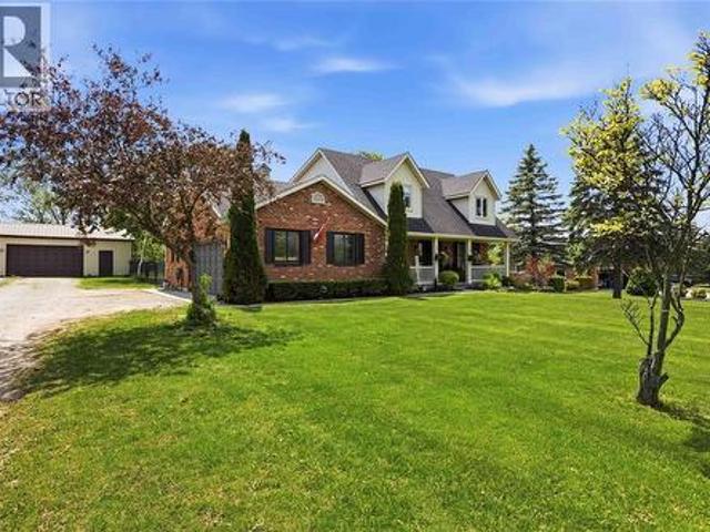 167 Moore Line, Moore Township, ON, N0N 1M0 house for sale | Listing ID 26019 | Royal LePage