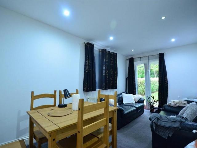 167 Tiverton Road, Metchley, B29 6BS, United Kingdom | 7 bed townhouse for rent #139474944 | Rentberry