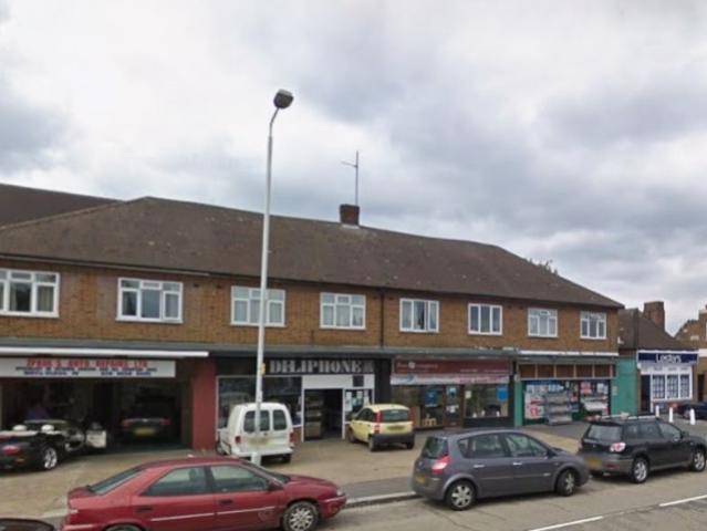 Longwood Gardens, Ilford, Essex IG5, 2 bed flat to rent, £1,700 pcm | PrimeLocation