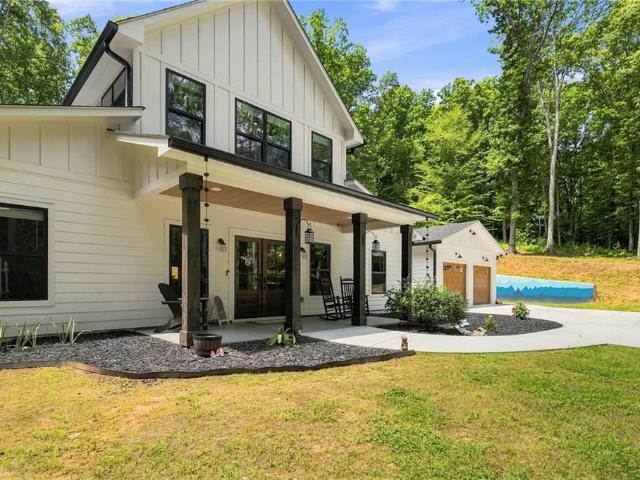 1684 Fairview Road