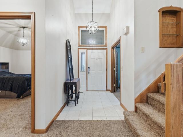 1686 E Brookside Trail
