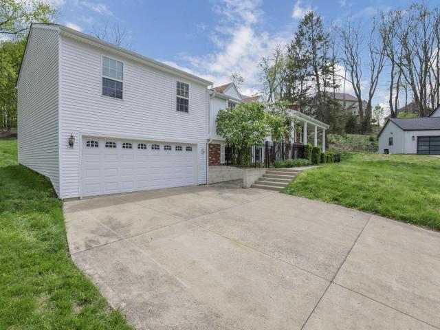 1687 Emerald Court
