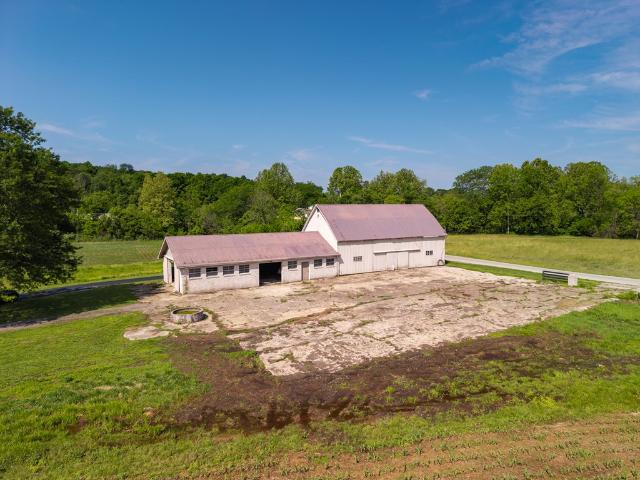 1688 Schuster Road
