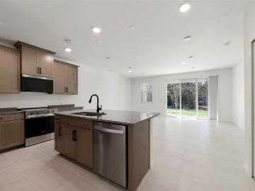 1689 Greenleaf Wds Cv, Oviedo, FL 32765 | MLS #O6316