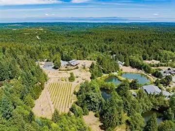 1680 Peligren Pl, Qualicum Beach, BC, V9K 2S3 house for sale.