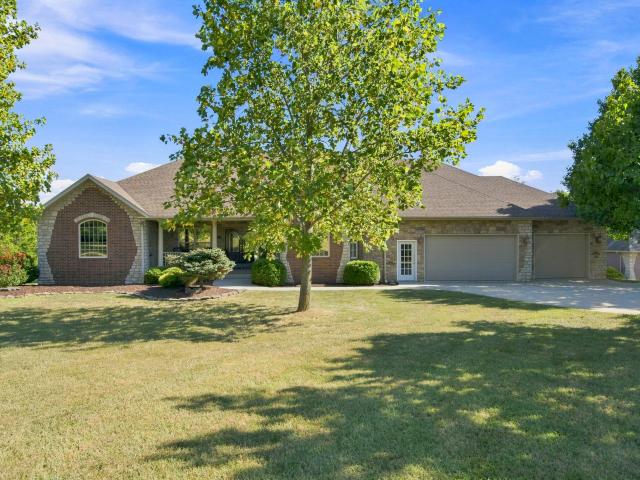 1682 W Country Road