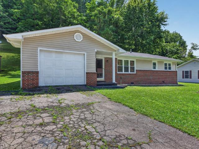 168 Country Oaks Drive