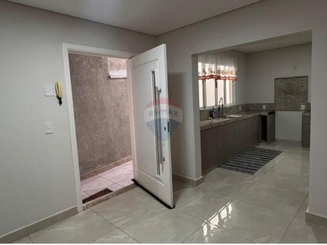 168 Área Útil Casa Alugar, 3 Dormitórios localizado em Rua Francisco Martins de Oliveira, 162 localização perfeita Jardim Ypê, Paulínia, São Paulo, 13140540 | Brasil