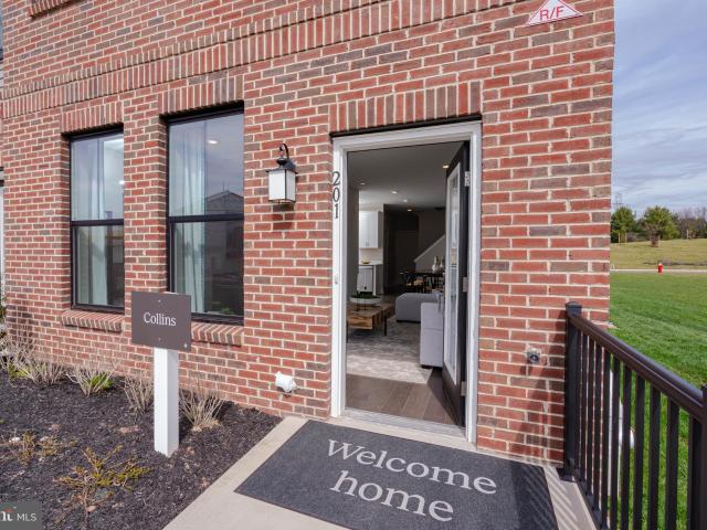 168 Leona Stewart Ln, Pennington, NJ 08534 | MLS #NJME2079