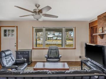 168 W Tiana Rd, Hampton Bays, NY 11946 | MLS #832938