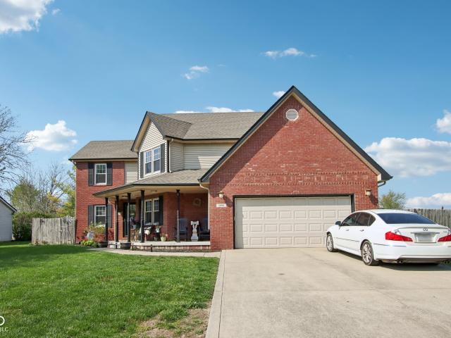 1694 Williamsburg Lane