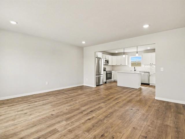 1695 Grove View Lane
