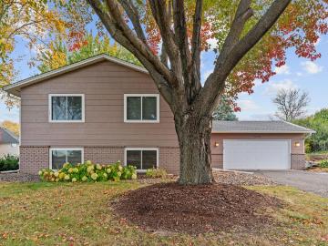 16988 Weaver Lake Drive