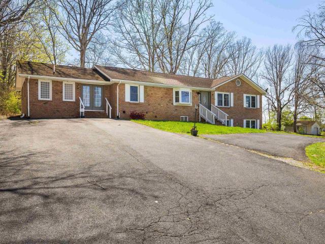 16998 E Summit Ave, Elkton, VA 22827 | MLS #675596