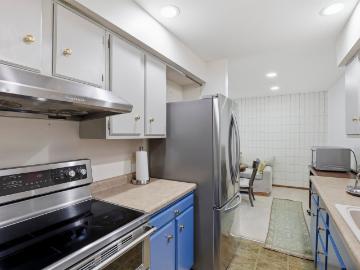 1699 ALCAN Drive