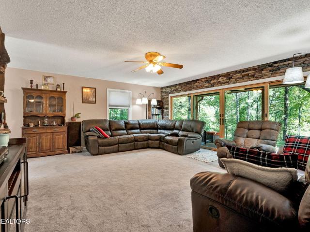 1699 Childers Creek Rd