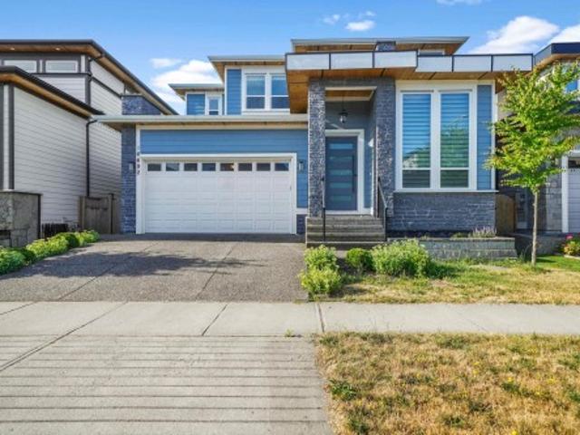 1699* 18 Avenue, Surrey, BC, V3Z 9X5 house for lease | Listing ID R3171 | Royal LePage