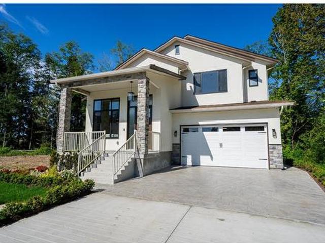 16908 1 Avenue, Surrey, BC, V3Z 9N8 house for sale | Listing ID R3170 | Royal LePage
