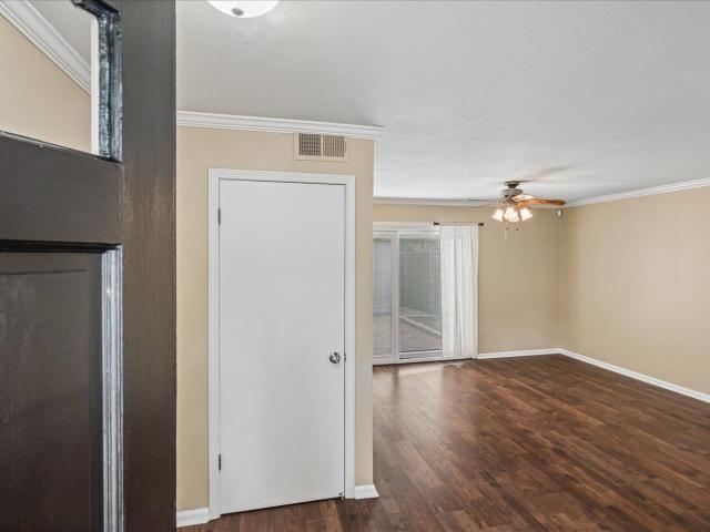1690 hobbits glen dr