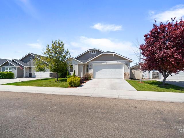 16911 N Cornwallis Way