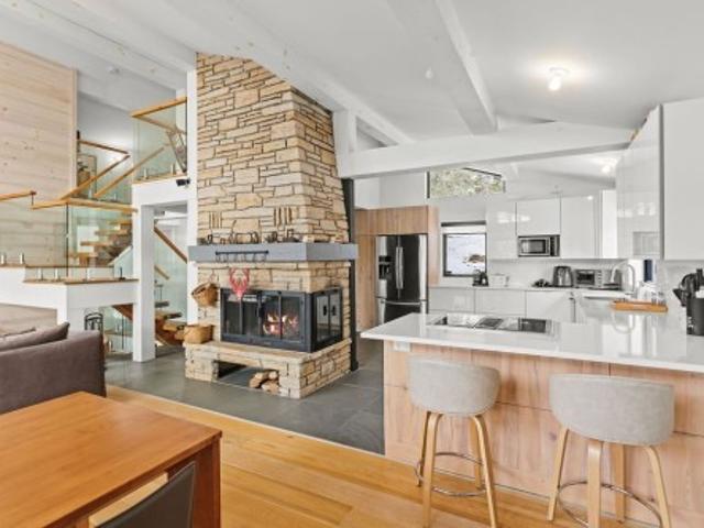 169 Ch. Du Lac Ouimet, Mont Tremblant, QC, J8E 1T2 house for lease | Listing ID 13382 | Royal LePage