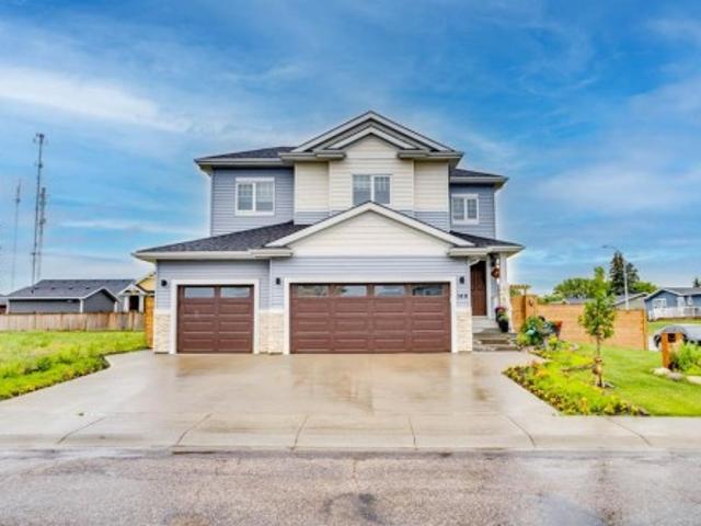 169 Beaveridge Close, Fort Mcmurray, AB, T9H 2V8 house for sale | Listing ID A2326 | Royal LePage