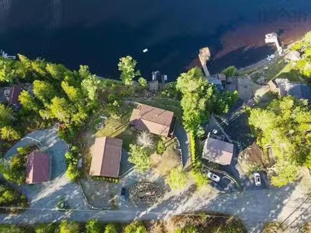 169 birdscomb Lake Drive, Mount Uniacke, NS, B0N 1Z0 house f.