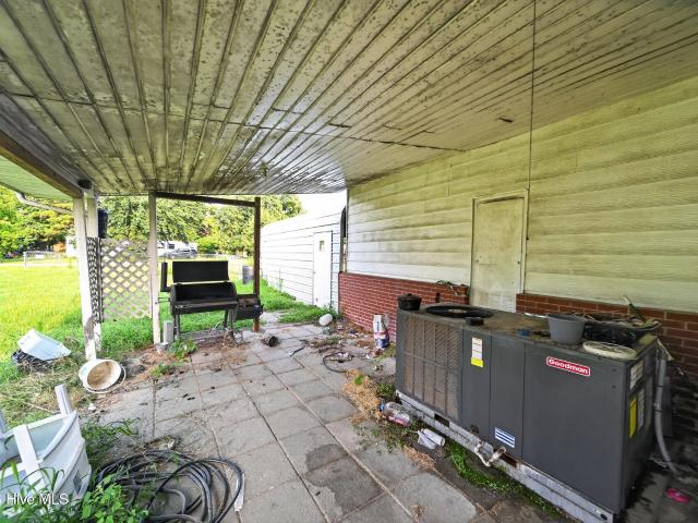 169 Ellis Lane