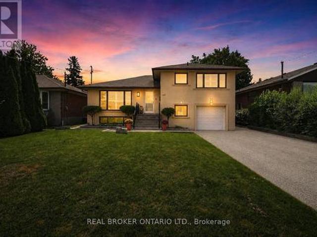 169 Kennard Avenue, Toronto, ON, M3H 4M8 house for sale | Listing ID C13708 | Royal LePage