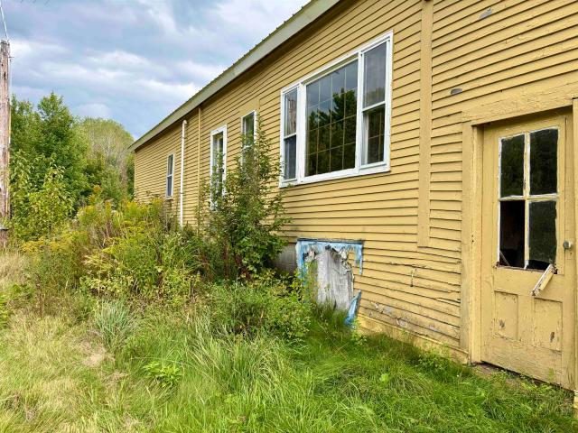 169 Hall Road