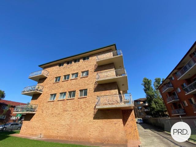 1/69 Memorial Avenue, LIVERPOOL NSW 2170