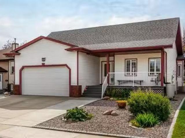 169 Parklane Drive, Strathmore, AB, T1P 1V8 house for sale.