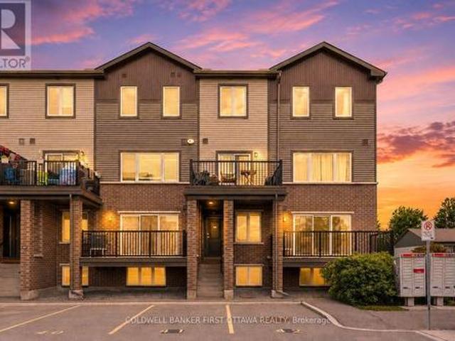 16 415A Eldorado Private, Ottawa, ON, K2K 0N9 townhouse for sale | Listing ID X13487 | Royal LePage