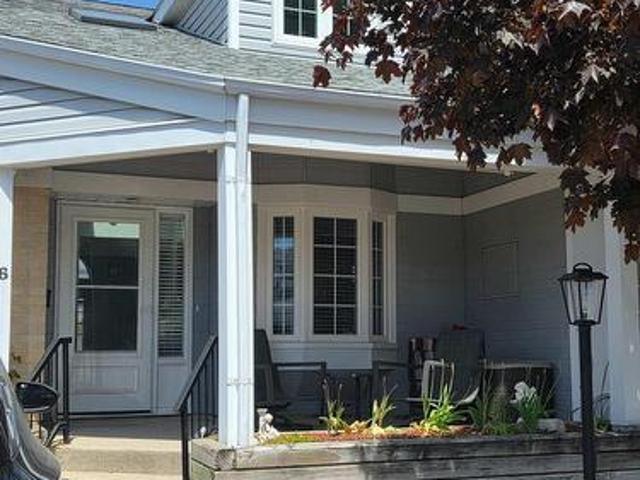 16 874 Arlington Street, Saugeen Shores, ON, N0H 2C4 townhouse for sale | Listing ID X13657 | Royal LePage