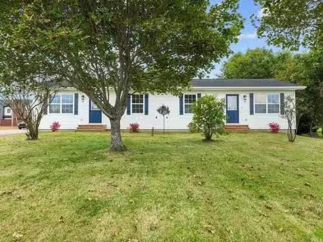 16 18 Kingston Road, Cornwall, PE, C0A 1H8 house for sale L.