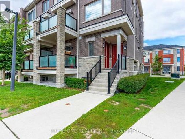 16 240 Lagerfeld Drive, Brampton, ON, L7A 5G9 townhouse for sale | Listing ID W13811 | Royal LePage
