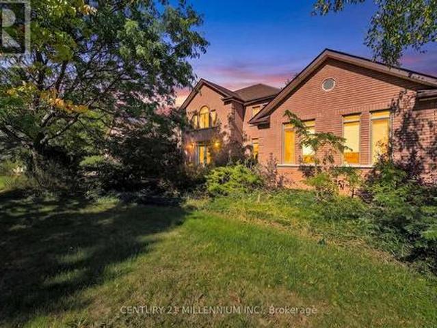 16 Tanglewood Drive, Caledon, ON, L7K 0K6 house for sale | Listing ID W13829 | Royal LePage
