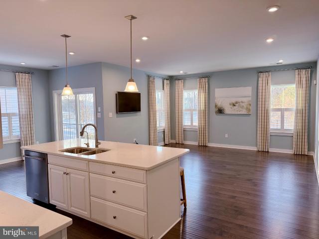16 Thornton Dr, Ocean View, DE 19970 | MLS #DESU2103