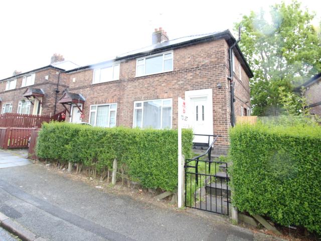 16 THIRLMERE AVENUE, MOSSBANK, ST HELENS. WA11 7PP