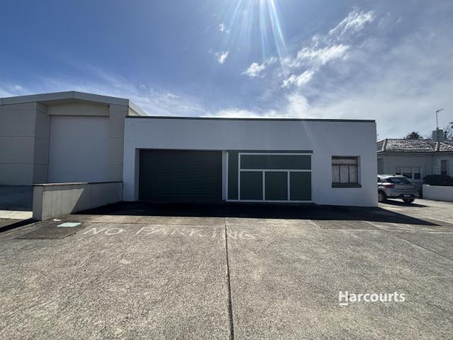 16 Victoria Parade, DEVONPORT, TAS 7310