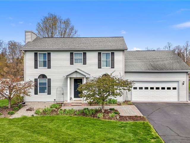16 W Meadow Drive
