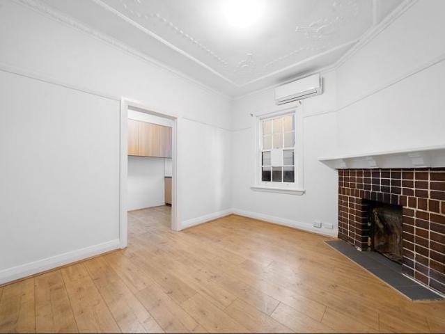 16 Walker Street, Rhodes