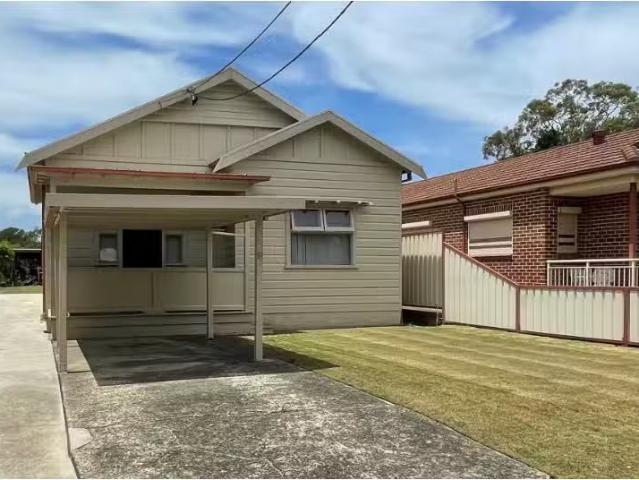 16 Walmer Street, Ramsgate House for rent Listed by Benjamin.