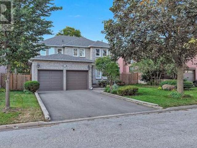 16 Waterhouse Way, Richmond Hill, ON, L4C 9H7 house for sale | Listing ID N13643 | Royal LePage