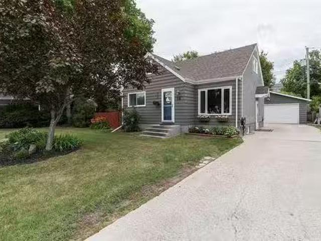 16 Westdale Pl, Winnipeg, MB, R2M 1W9 house for sale Listin.