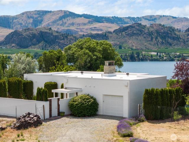 16 Westlund Drive