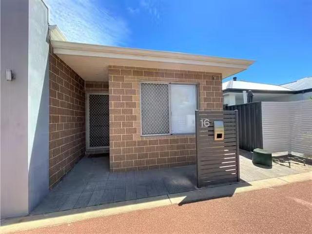 16 Whimbrel Crescent, Coodanup, WA 6210