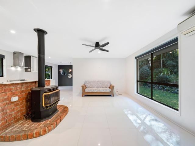 16 Wilga Court, MAPLETON, QLD 4560