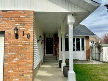16 Woodfield Court Sw, Calgary, AB, T2W 3W5 house for sale | Listing ID A2311 | Royal LePage